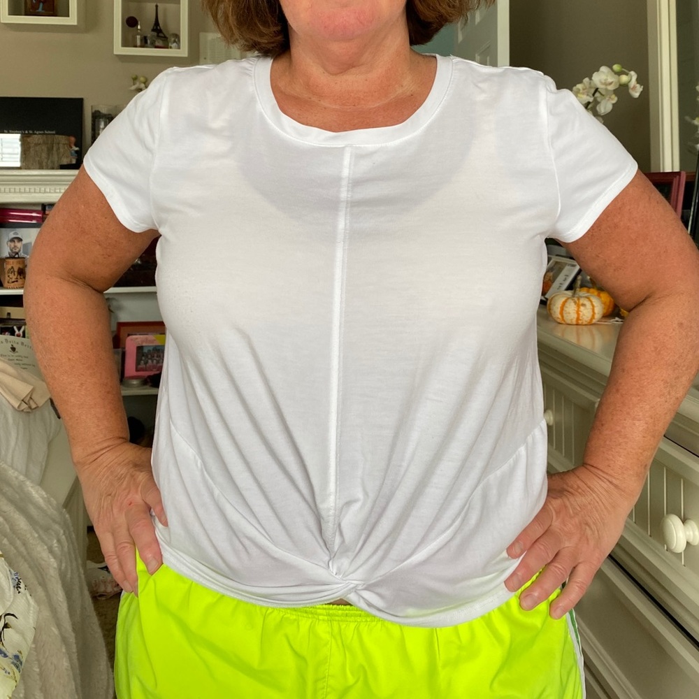 Athleta Size Large White T-Shirt